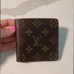 Authentic LOUIS VUITTON LV Monogram Canvas Leather Marco Bifold Wallet